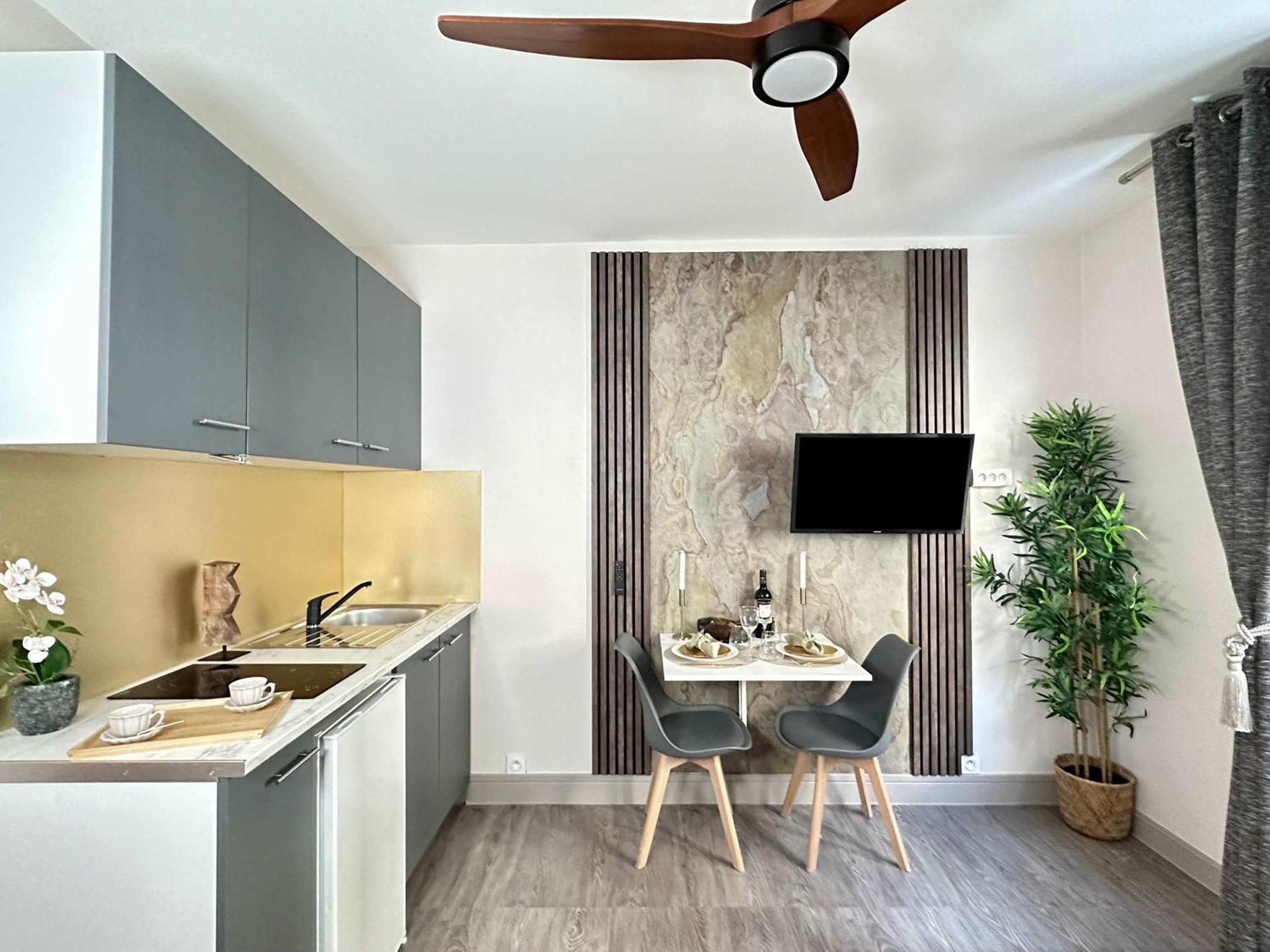 Elegant Escape Near Arc De Triomphe Apartment Paris Ngoại thất bức ảnh