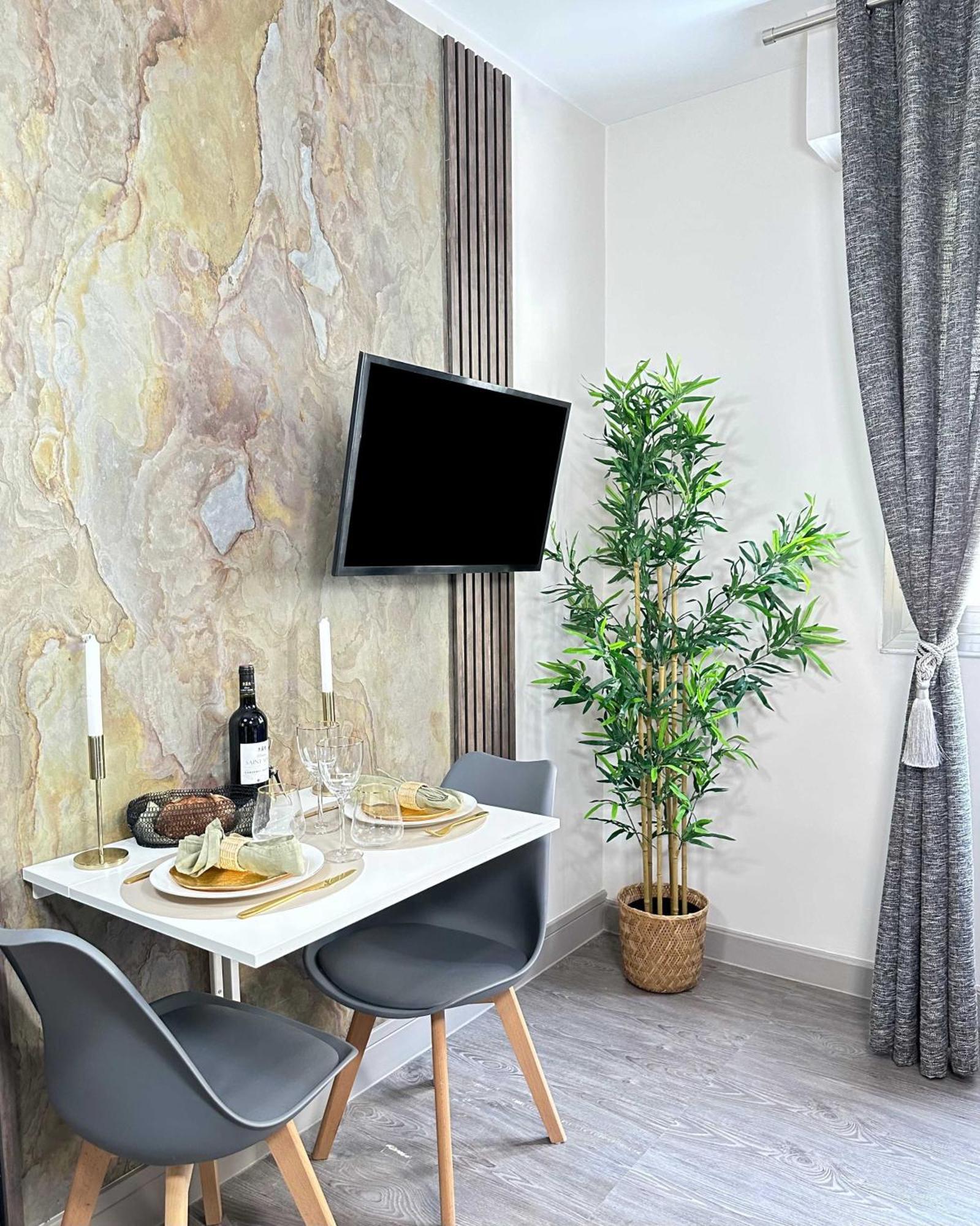 Elegant Escape Near Arc De Triomphe Apartment Paris Ngoại thất bức ảnh
